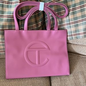 MEDIUM TELFAR CORNED BEEF BAG